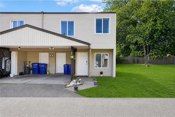 444 Bruce Ave #50, Nanaimo BC V9R 5W5 - 3 bed, 2.0 bath in Nanaimo