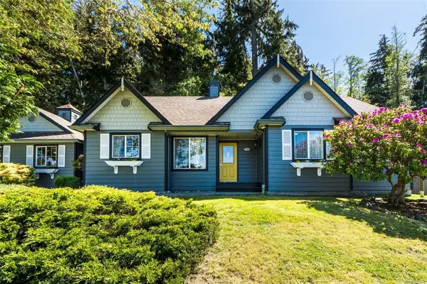 7201 Austins Pl, Sooke BC V9Z 0T1 - 3 bed, 2.0 bath in Sooke