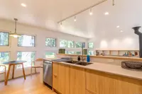 View 24