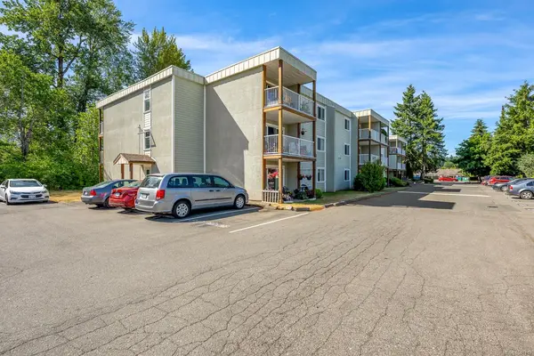 1130 Willemar Ave #301, Courtenay BC V9N 3L9 - 2 bed, 1 bath property for sale in Courtenay