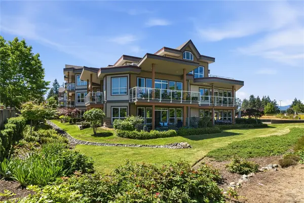 439 College Rd #302, Qualicum Beach BC V9K 0B2 - 2 bed, 2 bath property for sale in Qualicum Beach