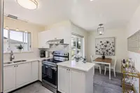 View 10