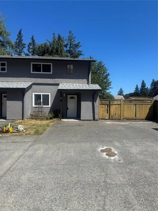 715 Malone Rd #4, Ladysmith BC V9G 1S5 - 3 bed, 1.0 bath in Ladysmith
