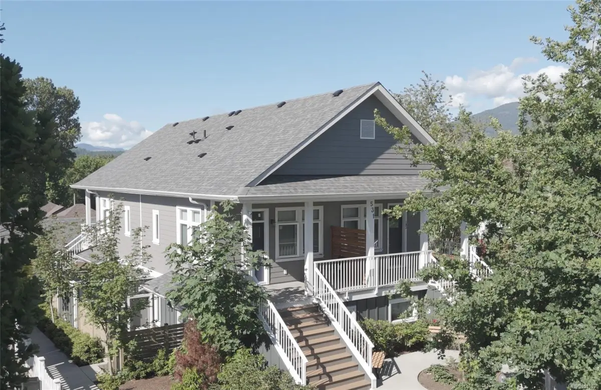 531 Kennedy St, Nanaimo BC V9R 2J6