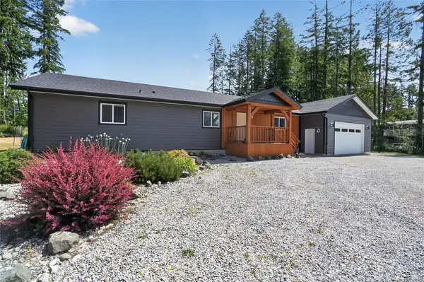 6353 Beaver Creek Rd, Port Alberni BC V9Y 8L3 - 3 bed, 2 bath property for sale in Port Alberni