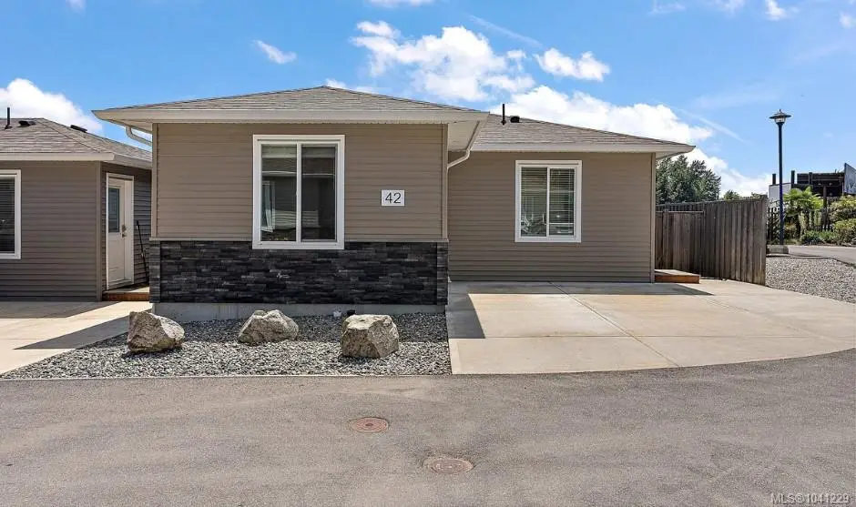7650 Qwuc Chus Lane #42, Central Saanich BC V8M 0B4