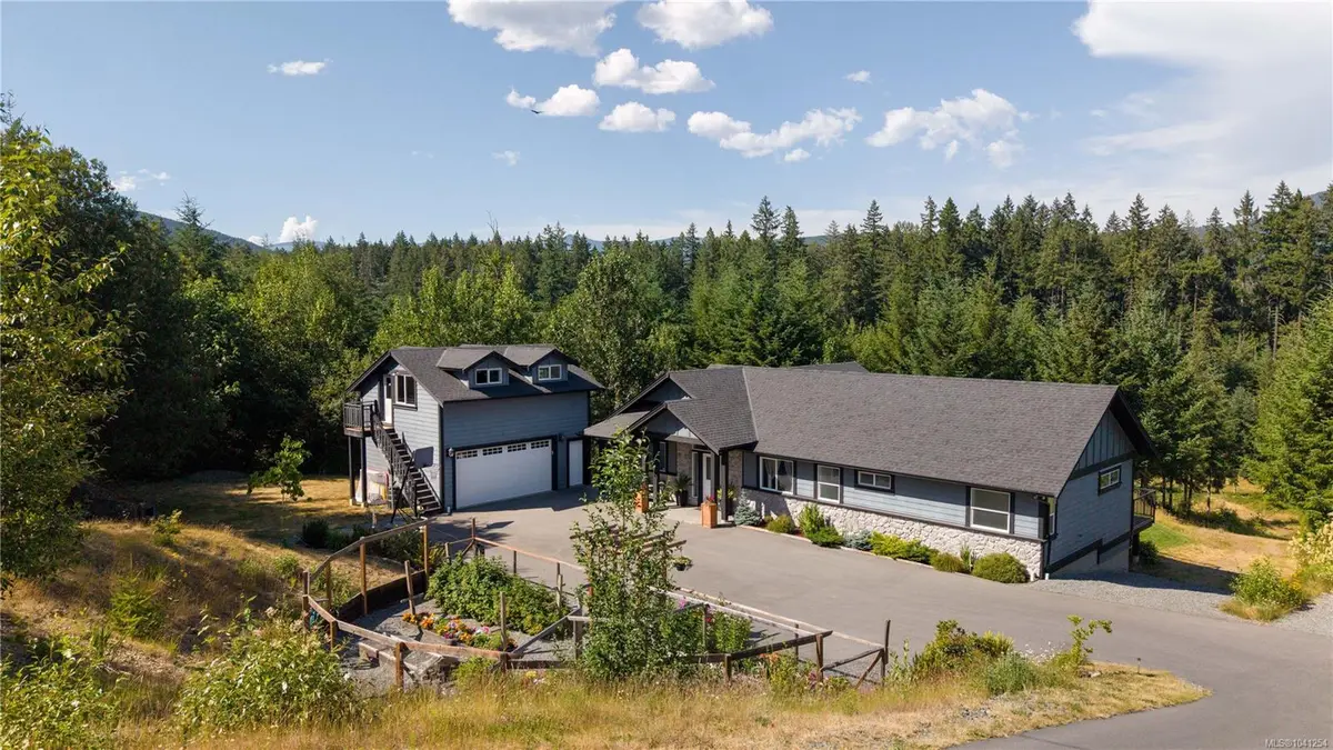 6069 Clements Rd, Duncan BC V9L 6J8