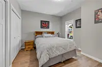 View 16