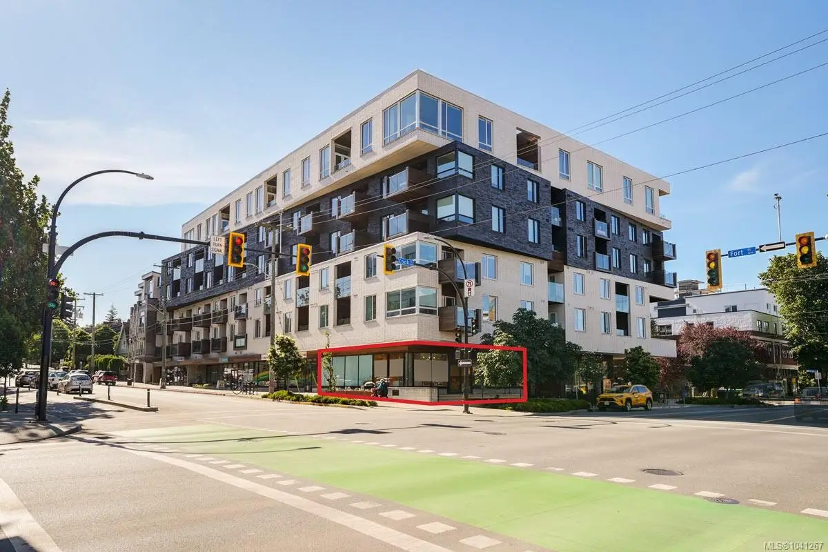 1101 Fort St, Victoria BC V8V 3K5