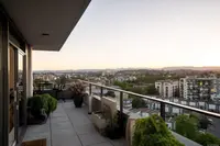View 32
