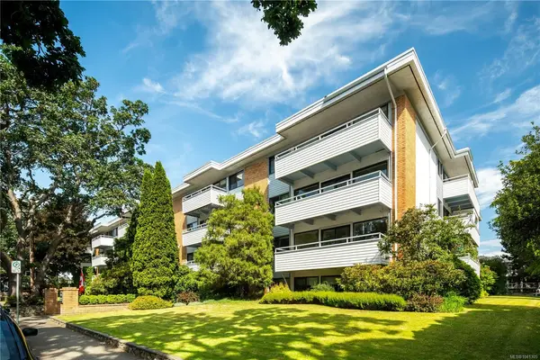 2100 Granite St #409, Oak Bay BC V8S 3G7 - 2 bed, 1.0 bath in Oak Bay