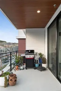 View 24