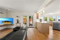 View 16