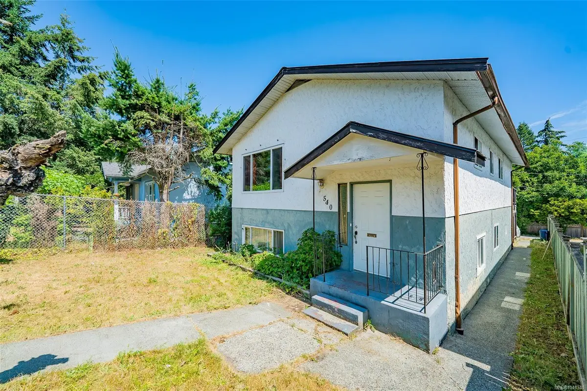 540 Wakesiah Ave, Nanaimo BC V9R 3L1