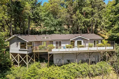 351 Elizabeth Dr, Salt Spring BC V8K 1J5