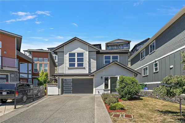 2331 Azurite Cres, Langford BC V9B 0T9 - 4 bed, 4.0 bath in Langford