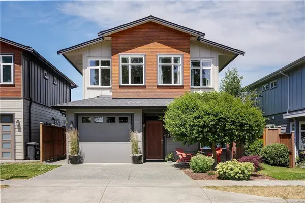 2020 Deerbrush Cres, North Saanich BC V8L 0C5 - 3 bed, 3.0 bath in North Saanich