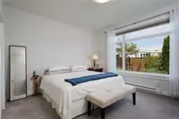 View 10