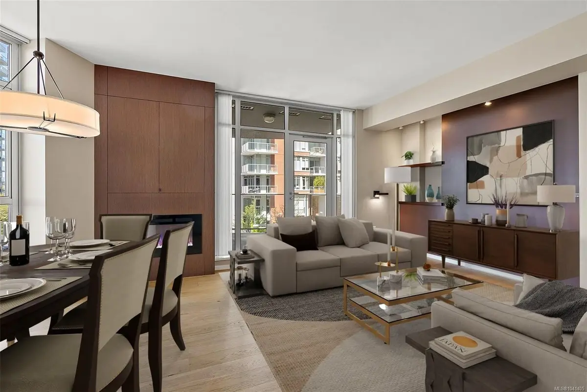 100 Saghalie Rd #205, Victoria BC V9A 0A1