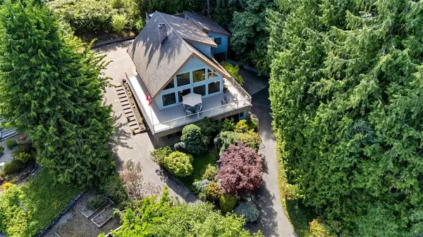 2460 Mill Bay Rd, Mill Bay BC V0R 2P0 - 3 bed, 3 bath property for sale in Mill Bay