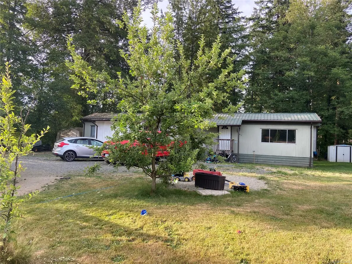 2247 Enns Rd, Black Creek BC V9J 1H7