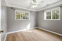 View 16