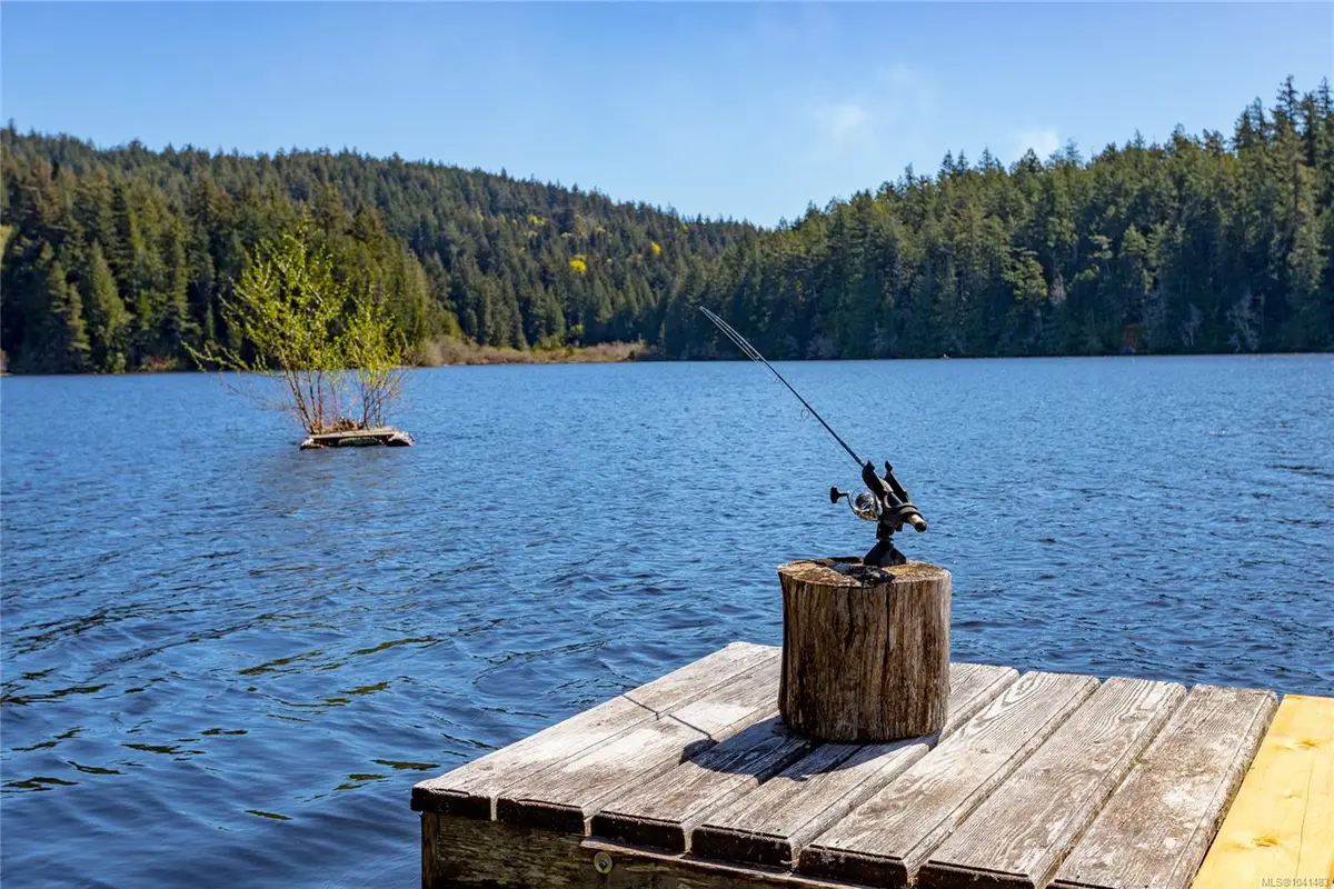7815 Manatu Rd, Sooke BC V9Z 0R4