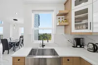View 24