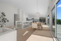 View 16