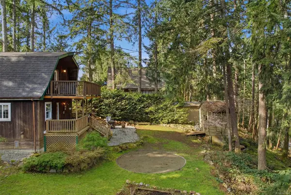 1697 La Gorda Pl, Shawnigan Lake BC V0R 2W0 - 3 bed, 2.0 bath in Shawnigan Lake
