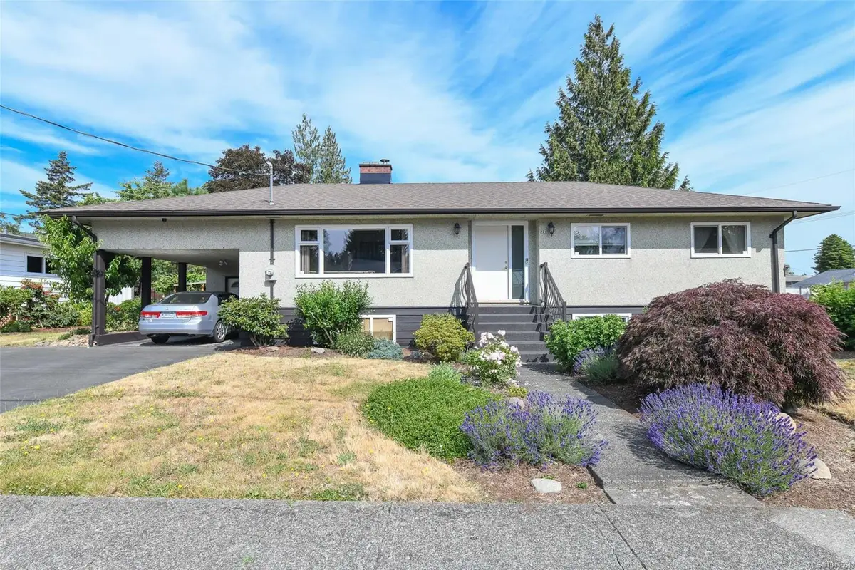 721 18th St, Courtenay BC V9N 2A4
