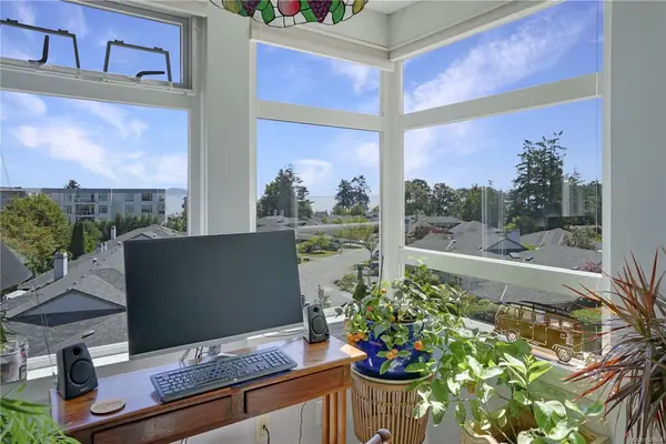 5110 Cordova Bay Rd #408, Saanich BC V8Y 2K5 - 2 bed, 3 bath property for sale in Saanich