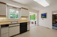 View 10