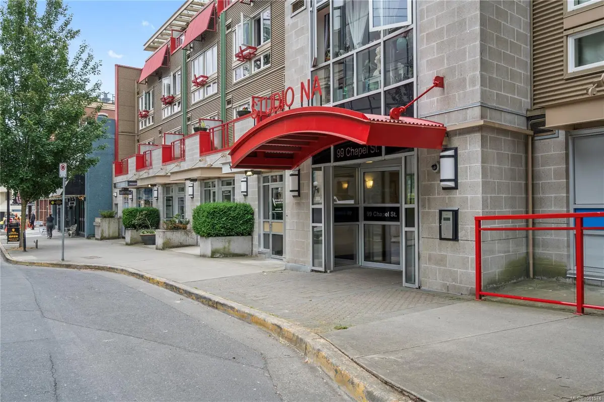 99 Chapel St #204, Nanaimo BC V9R 5H3