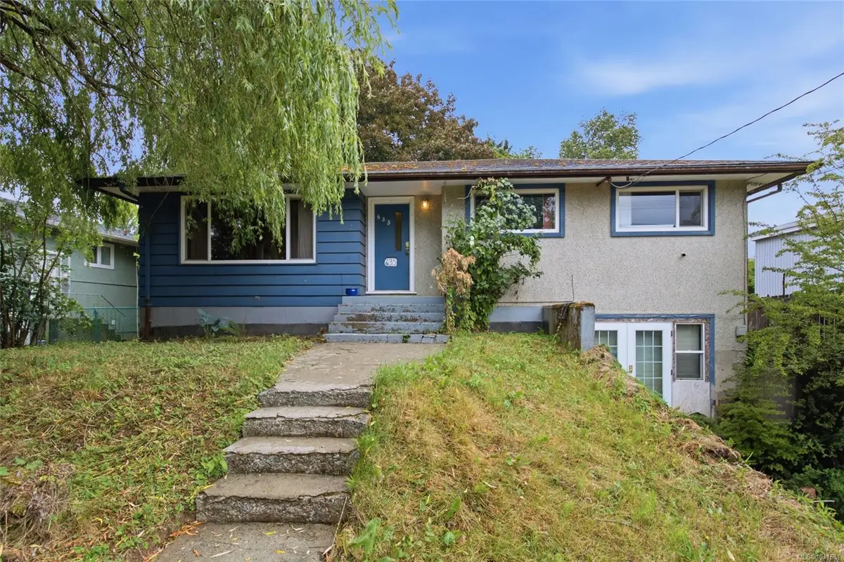 635 Bruce Ave, Nanaimo BC V9R 3Y8
