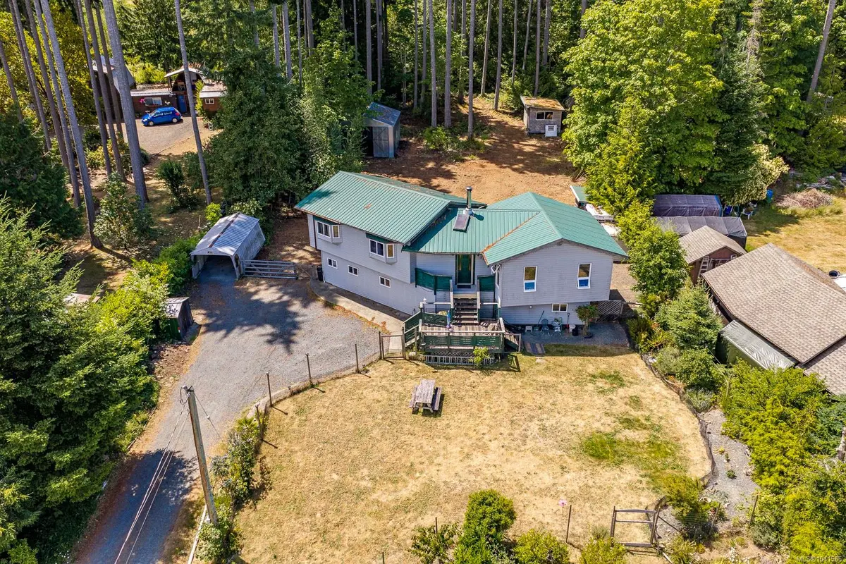 4530 Thompson Clarke Dr E, Bowser BC V0R 1G0