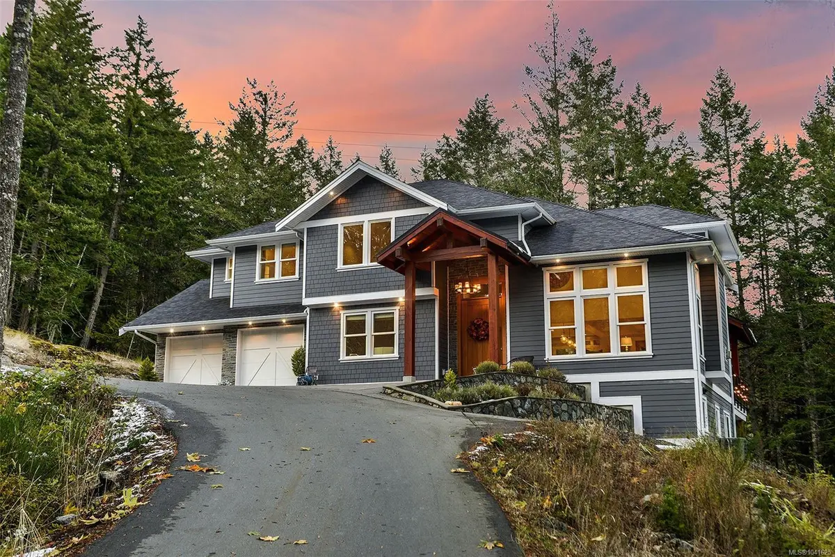 1789 York Ridge Pl, Highlands BC V9B 6E5