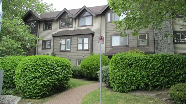 108 Gorge Rd W #302, Saanich BC V9A 1M2 - 2 bed, 2.0 bath in Saanich