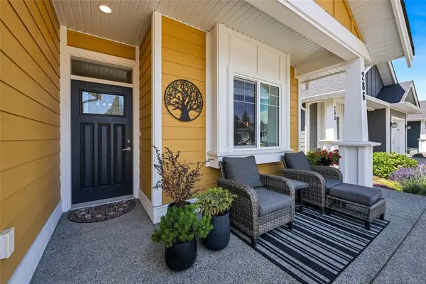 286 Edgewood Cres, Duncan BC V9L 0G6 - 4 bed, 3 bath property for sale in Duncan