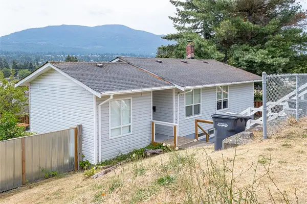 1601 Townsite Rd, Nanaimo BC V9S 1M9 - 6 bed, 2.0 bath in Nanaimo