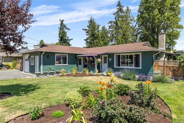 16 Sangster Pl, Parksville BC V9P 1G4 - 3 bed, 2 bath property for sale in Parksville