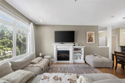 623 Treanor Ave #307, Langford BC V9B 0B1