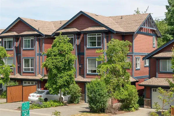 254 Caledonia Ave, Nanaimo BC V9S 4K5 - 3 bed, 4.0 bath in Nanaimo