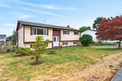 1929 Dogwood Dr, Courtenay BC V9N 3B1