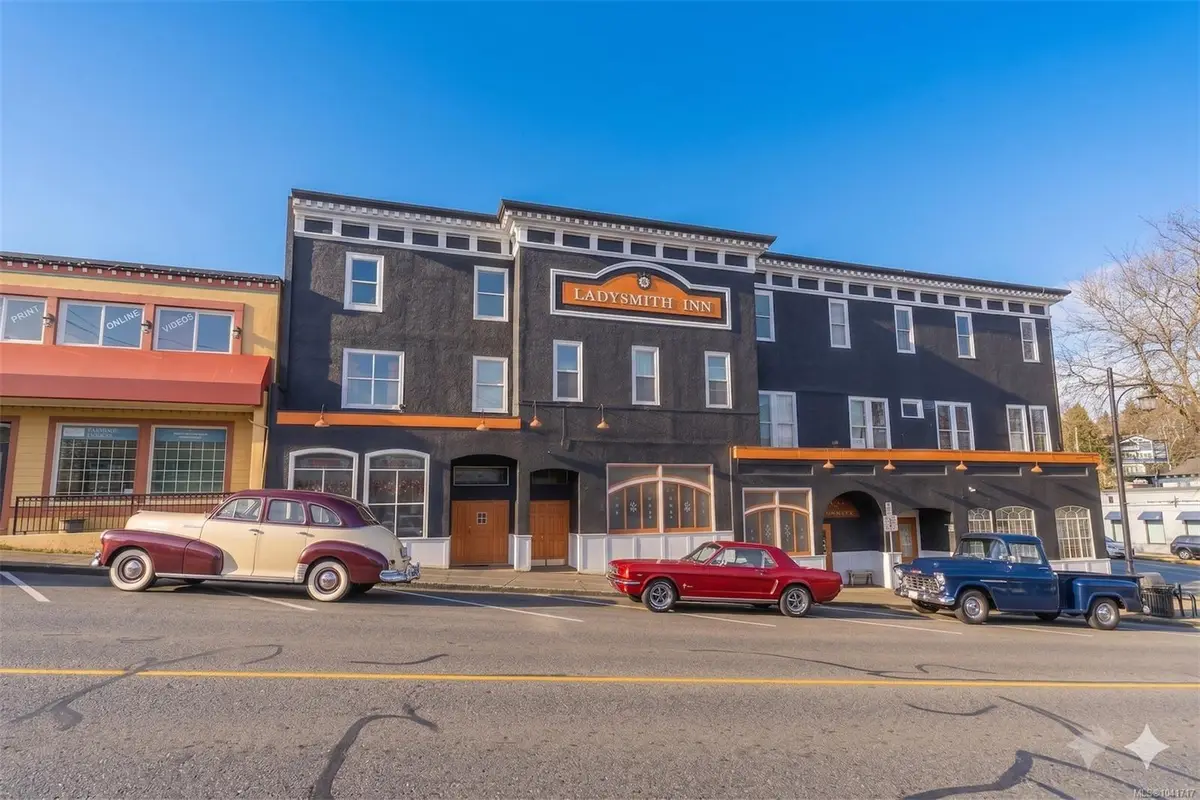 640 1st Ave, Ladysmith BC V9G 1A2