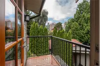 View 32