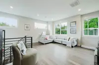 View 30