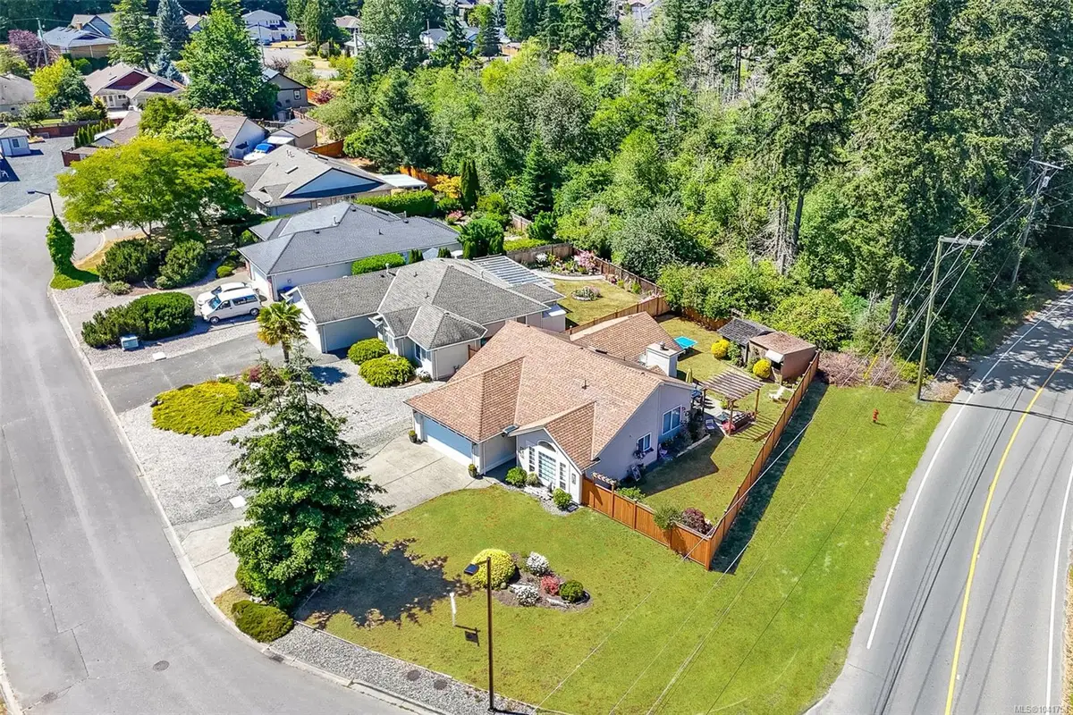 1088 Tara Cres, French Creek BC V9P 2W5