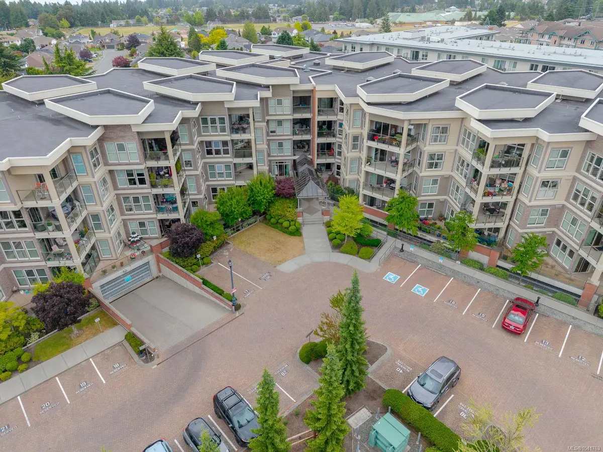 6310 McRobb Ave #416, Nanaimo BC V9V 1W8