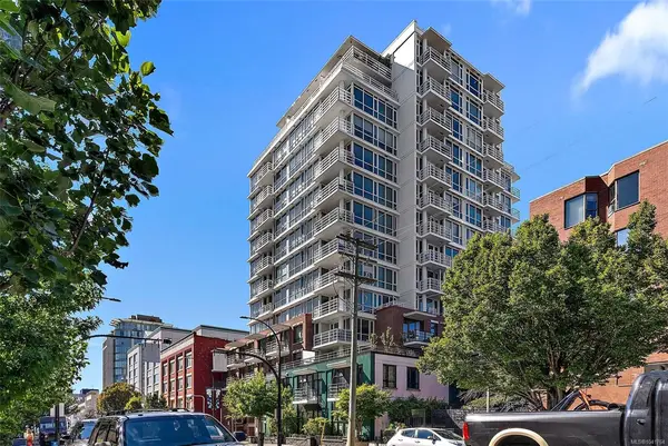 834 Johnson St #404, Victoria BC V8W 1N3 - 1 bed, 1 bath in Victoria